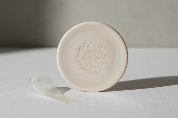 Waxing Pores: Can It Shrink Size in 2026?